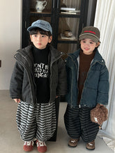 Load image into Gallery viewer, 25D23SE-冬季加厚牛仔外套｜保暖棉袄大衣款
