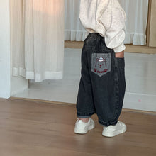 Load image into Gallery viewer, CK260790PA-春秋牛仔長褲｜寬鬆弯刀褲
