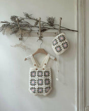 將圖片載入圖庫檢視器 MY9514LS-秋冬季韓版嬰兒復古手工勾花針織背心連身褲兩件套
