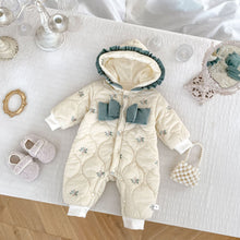 Load image into Gallery viewer, H10637LS-冬季碎花連帽加絨連體爬服（新生兒）
