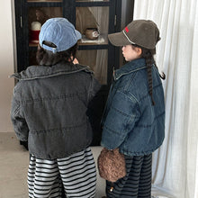 Load image into Gallery viewer, 25D23SE-冬季加厚牛仔外套｜保暖棉袄大衣款
