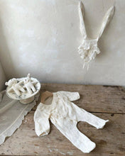 將圖片載入圖庫檢視器 Y95129LS-春夏蕾絲長包腳連身衣&amp;兔子耳朵帽&amp;兩件套

