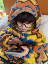 將圖片載入圖庫檢視器 2025D198TG-冬季韓版彩條連帽拉鍊可愛居家兩件套
