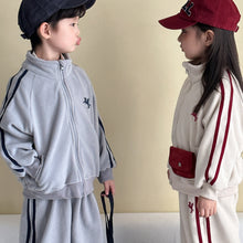 將圖片載入圖庫檢視器 DZ250609TG-冬季絨毛立領拉鍊休閒兩件套
