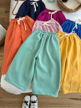 將圖片載入圖庫檢視器 2025D299PA-秋冬季百搭休閒寬鬆加絨收腳長褲
