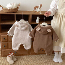 將圖片載入圖庫檢視器 ZDL5181LS冬季顆粒絨連身衣｜毛毛連帽爬服
