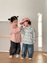 將圖片載入圖庫檢視器 CC260820SE-春秋季刺繡小馬格紋長袖襯衫
