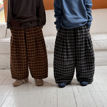 將圖片載入圖庫檢視器 2025D17PA-秋冬季韓版格紋加絨休閒寬鬆闊腿褲
