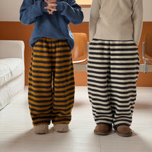 將圖片載入圖庫檢視器 2025D204PA-冬季條紋針織加厚休閒直筒長褲
