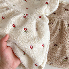 Load image into Gallery viewer, ZDQ5273LS-冬季加絨飛袖刺繡連衣裙&amp;針織上衣
