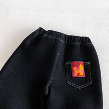 將圖片載入圖庫檢視器 ZDK5674PA-冬季韓版加絨束腳休閒牛仔褲
