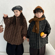 Load image into Gallery viewer, 25D43SE-冬季格紋羊毛呢外套｜加棉森系大衣
