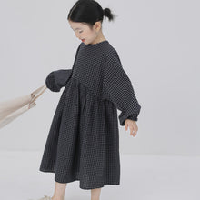 將圖片載入圖庫檢視器 BB2539PCW-秋款日系女童格子蝙蝠袖親子洋裝
