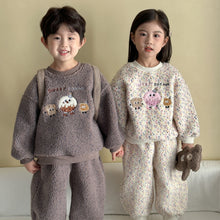 Load image into Gallery viewer, DZ250631TG-冬季麵包刺繡羊羔絨加厚休閒兩件套裝
