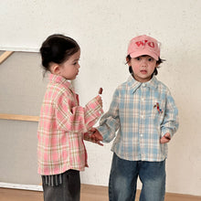 將圖片載入圖庫檢視器 CC260820SE-春秋季刺繡小馬格紋長袖襯衫
