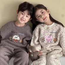 Load image into Gallery viewer, DZ250631TG-冬季麵包刺繡羊羔絨加厚休閒兩件套裝
