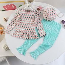 Load image into Gallery viewer, 25107TG-Children&#39;s floral long-sleeved swimsuit and trousers set + swimming cap 
