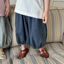 Load image into Gallery viewer, 25X03PA-夏季｜純色牛仔｜寬鬆七分褲
