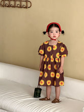 將圖片載入圖庫檢視器 XZ260812TG-夏季度假風兄妹洋裝套裝
