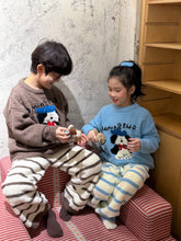 將圖片載入圖庫檢視器 2025D209TG-冬款狗狗條紋珊瑚絨居家兩件套
