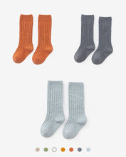 Load image into Gallery viewer, WH122101AC-Combed cotton solid color double needle breathable knee socks
