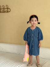 將圖片載入圖庫檢視器 XZ260936TG-夏季｜牛仔條紋｜兄妹套裝
