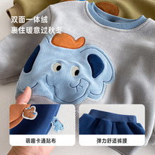Load image into Gallery viewer, ZDY5217SE-冬季可愛動物貼布套頭長袖上衣&amp;保暖長褲
