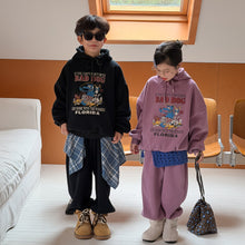 將圖片載入圖庫檢視器 2025D201TG-冬季韓版卡通印花加絨休閒連帽兩件套
