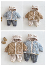 Load image into Gallery viewer, ZDW5241SE-冬季加厚絎線小熊連帽棉服外套
