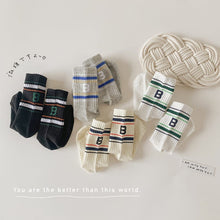 Load image into Gallery viewer, CW10AC-Simple letter thin children&#39;s sports socks (3 pairs)
