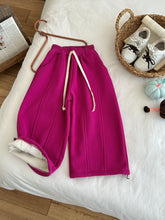 將圖片載入圖庫檢視器 2025D299PA-秋冬季百搭休閒寬鬆加絨收腳長褲
