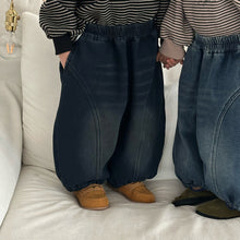 將圖片載入圖庫檢視器 25D51PA-冬季一體絨牛仔長褲｜加厚燈籠褲

