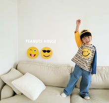 將圖片載入圖庫檢視器 &lt;台灣館&gt;AT24P009-Peanuts house可愛笑臉字母上衣 【正韓】
