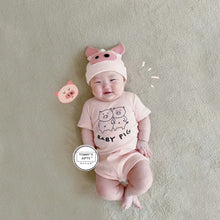 Load image into Gallery viewer, 32314LS-Summer piggy print bodysuit + hat two-piece set
