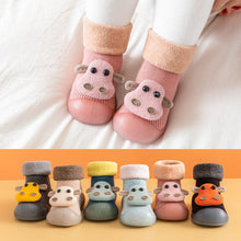 Load image into Gallery viewer, 827AC-Winter infant toddler shoes baby floor socks shoes indoor children&#39;s shoes cute winter socks shoes 
