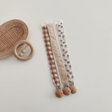 Load image into Gallery viewer, FG259AC-2022 New Korean ins series pure handmade baby pacifier clip pacifier chain anti-drop chain 
