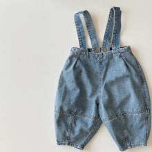 Load image into Gallery viewer, 23D892LS-2022 children&#39;s spring and autumn new pants Korean version loose foreign style Japanese carrot-shaped easy-to-wear denim overalls
