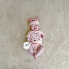 Load image into Gallery viewer, 32314LS-Summer piggy print bodysuit + hat two-piece set
