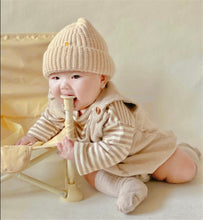Load image into Gallery viewer, 30708AC-Cute Bear Convenient Folding Baby Picnic Chair 

