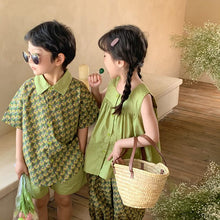 Load image into Gallery viewer, &lt;Taiwan Pavilion&gt; 2022X27TG-Korean version of boys and girls floral short-sleeved shorts two-piece set (A3)
